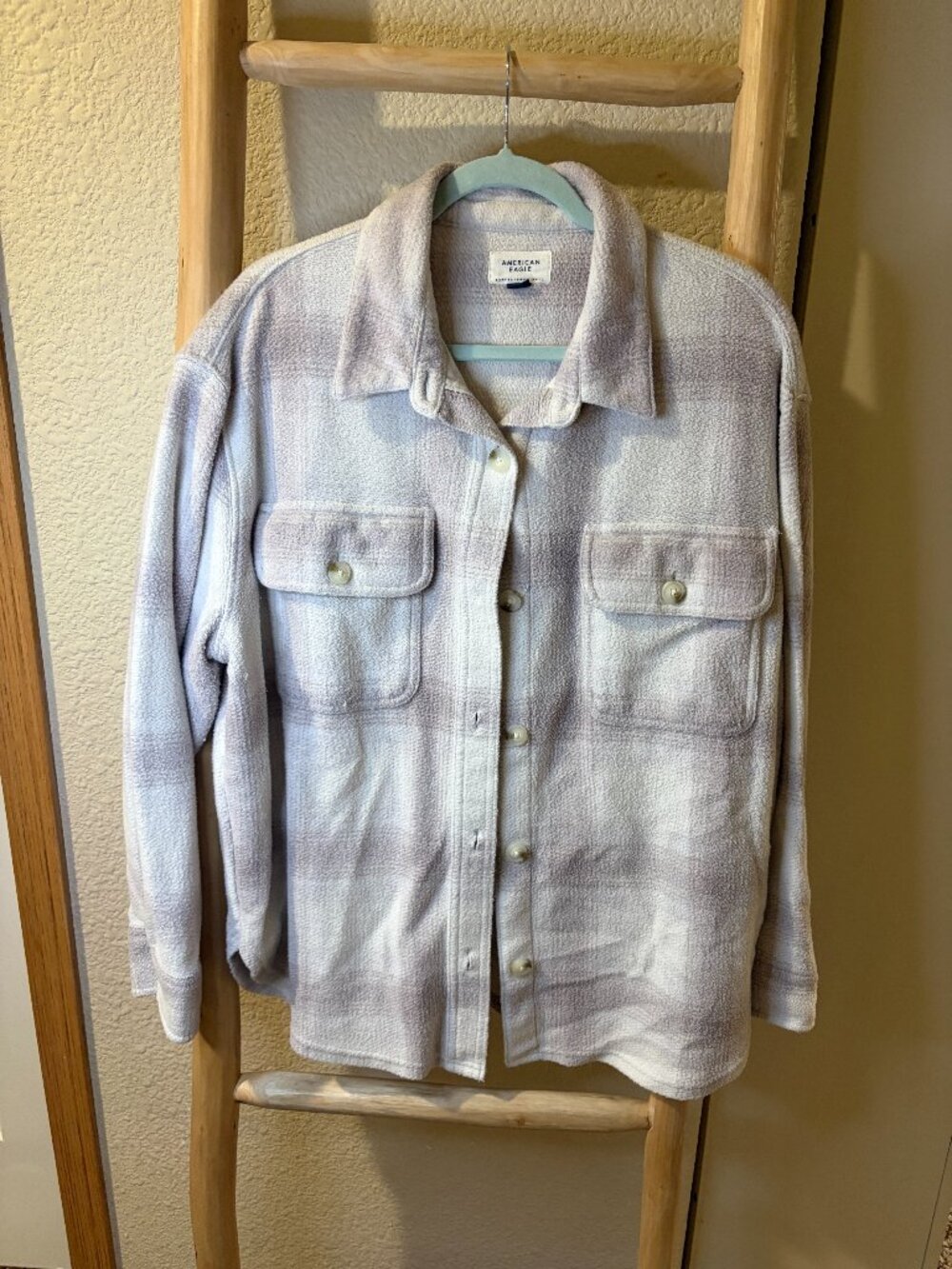 American Eagle Sherpa Shacket Gray Plaid Women's Large